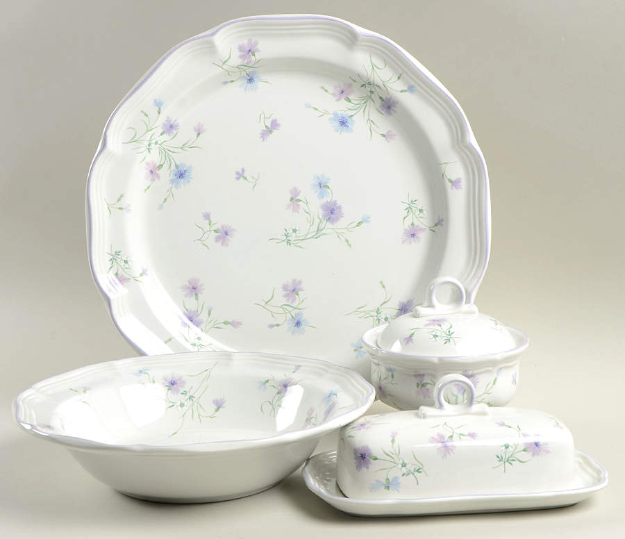 Jaleh 5 Piece Hostess Set by Mikasa-1