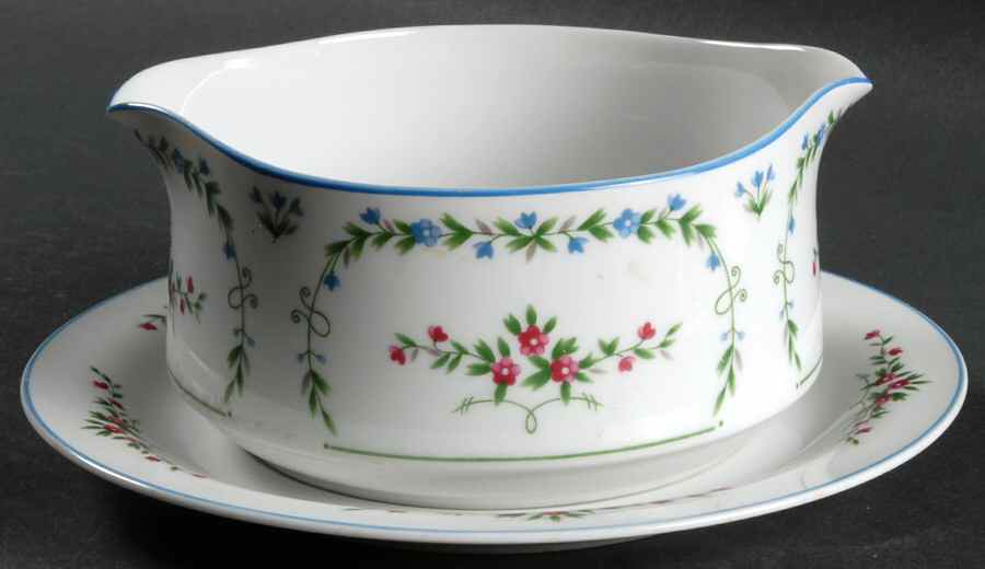 Jardin Gravy Boat & Underplate by Mikasa-1