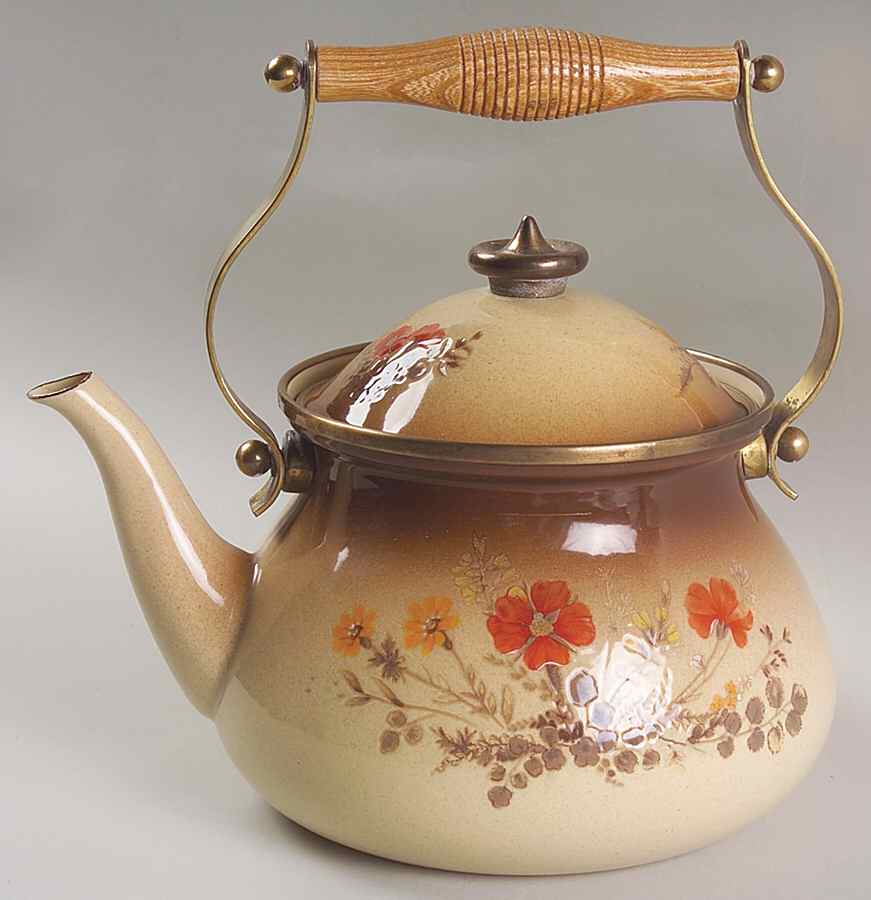 Jardiniere Metal Kettle & Lid by Mikasa-1