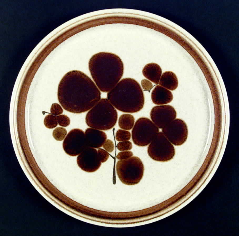 Java Dinner Plate by Mikasa-1