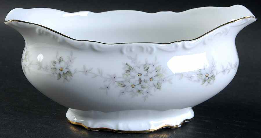 Jennifer Gravy Boat by Mikasa-1