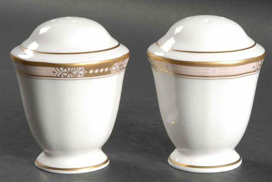 Jeweltone Peach Salt & Pepper Set by Mikasa-1