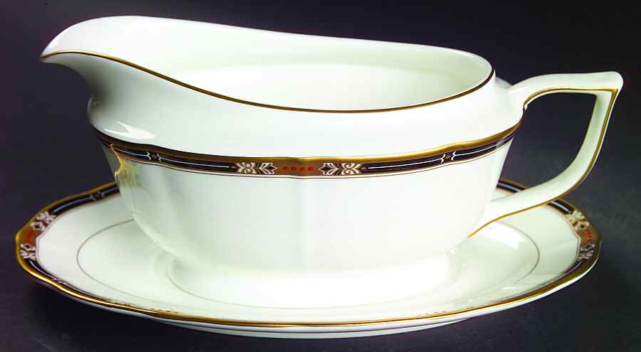 Jeweltone Black Gravy Boat & Underplate by Mikasa-1