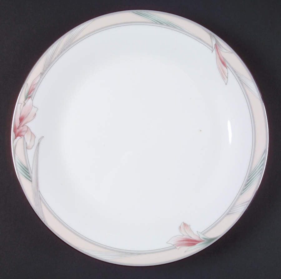 Joy Salad Plate by Mikasa-1