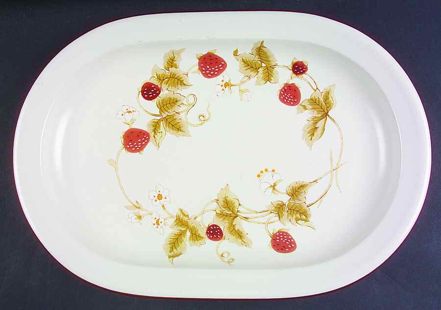 Just Berries 15" Oval Serving Platter by Mikasa-1