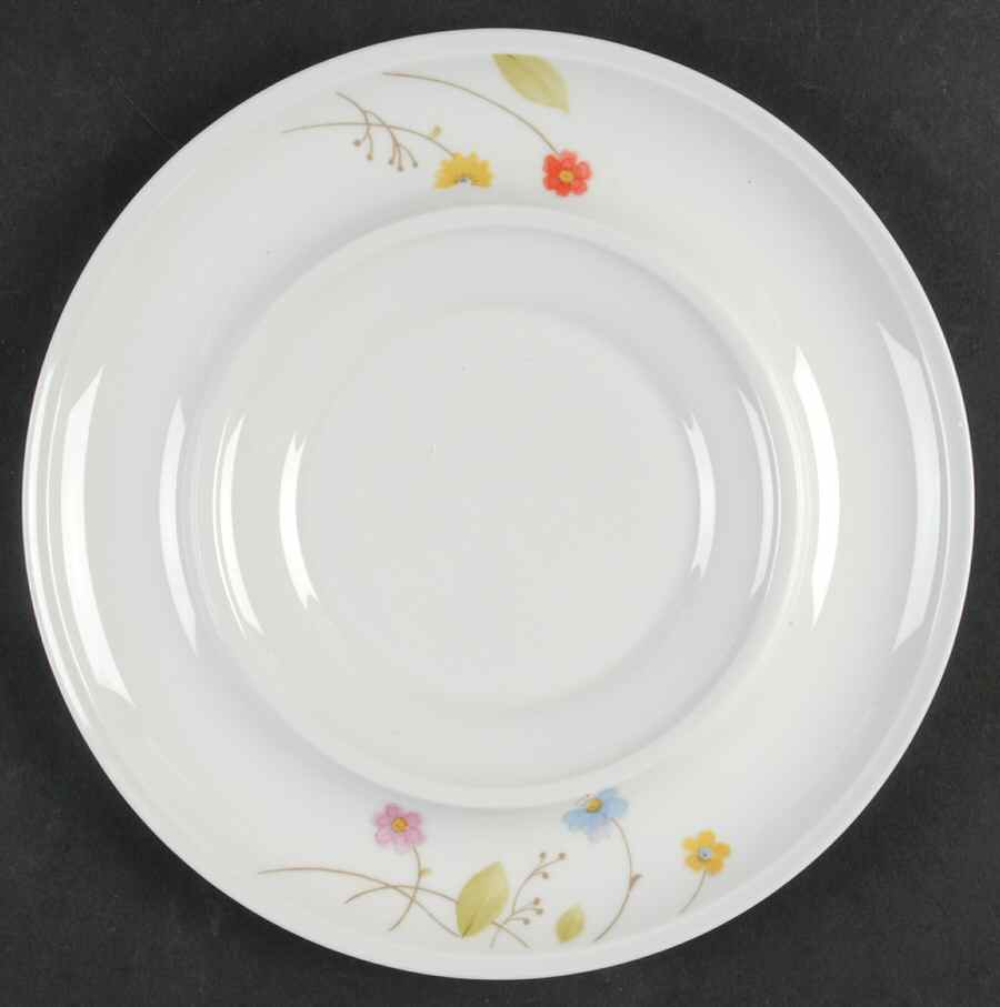 Just Flowers Underplate for Round Gravy Boat by Mikasa-1