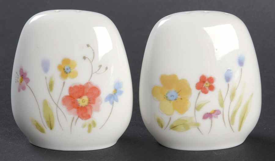 Just Flowers Individual Salt & Pepper Set by Mikasa-1