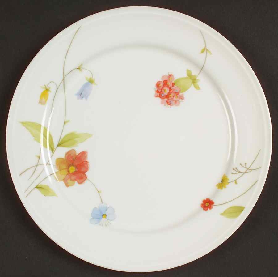 Just Flowers Luncheon Plate by Mikasa-1