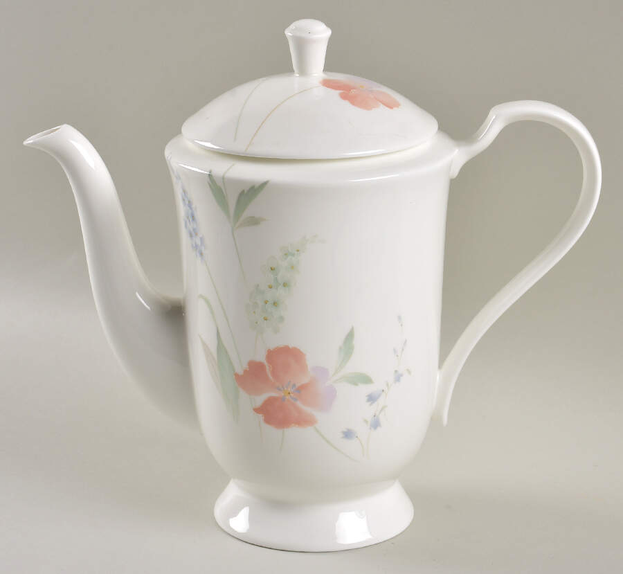 Just Love Coffee Pot & Lid by Mikasa-1