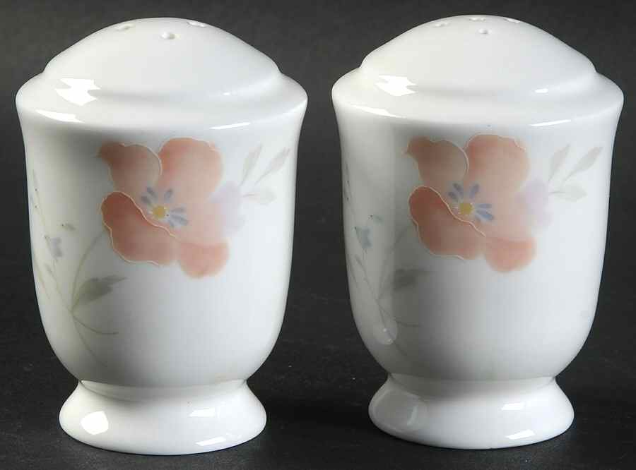 Just Love Salt & Pepper Set by Mikasa-1
