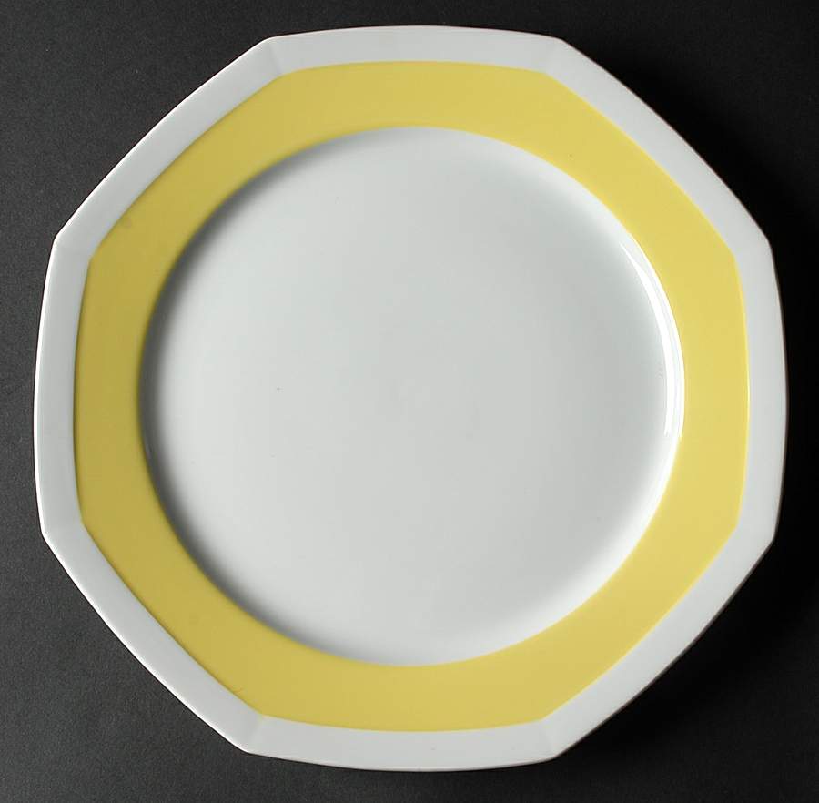 Crocus 11" Chop Plate (Round Platter) by Mikasa-1