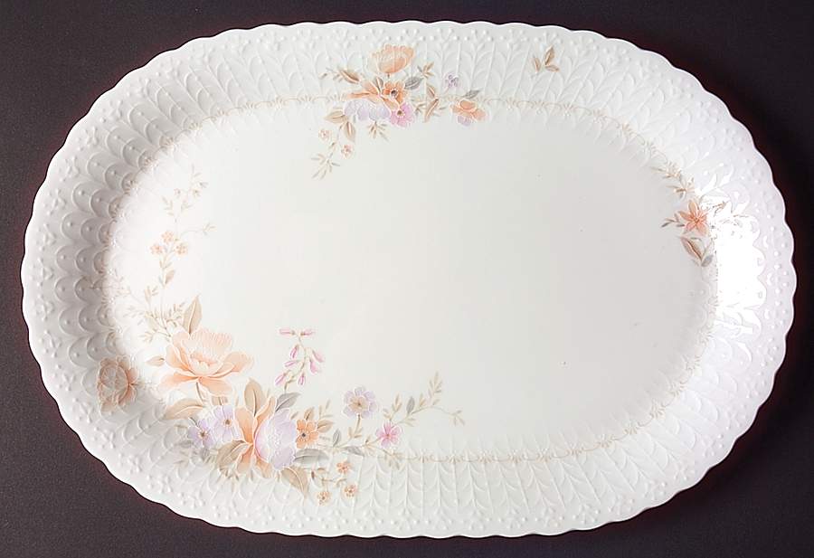 June Splendor 14" Oval Serving Platter by Mikasa-1