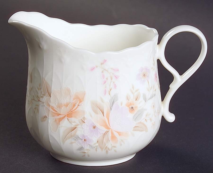 June Splendor Creamer by Mikasa-1