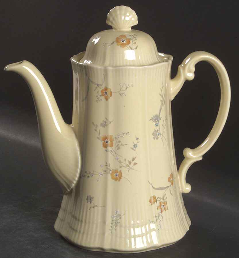 Kent Coffee Pot & Lid by Mikasa-1