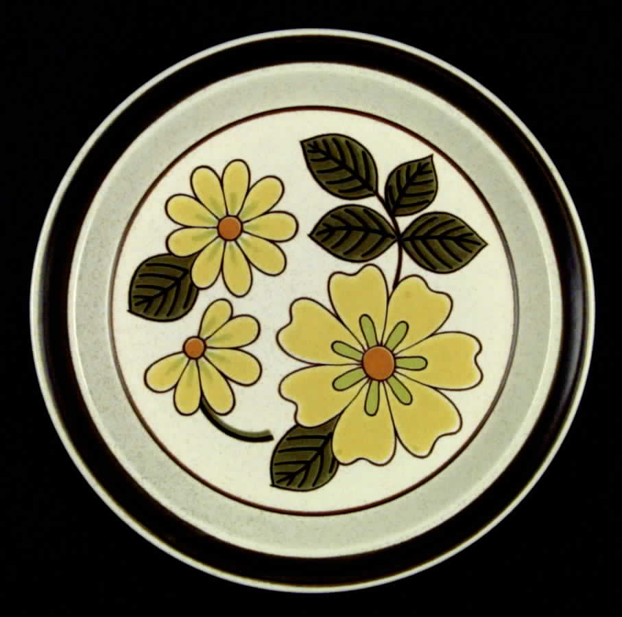 Lazy Daisies Dinner Plate by Mikasa-1