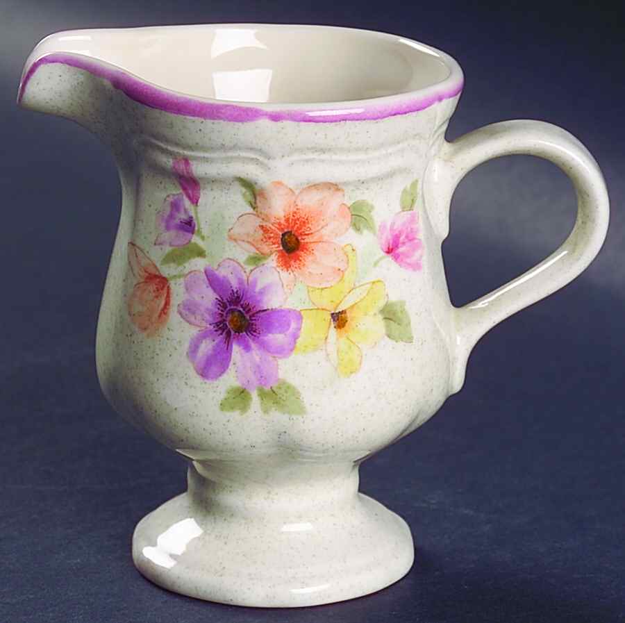 La Femme Creamer by Mikasa-1