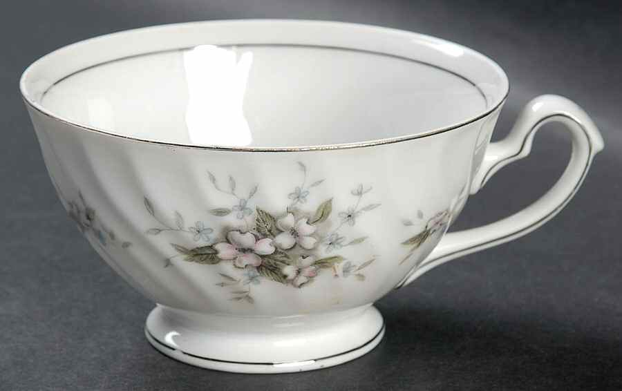 Lady Margaret Footed Cup by Mikasa-1
