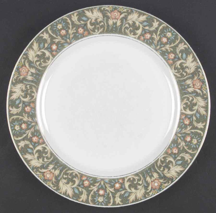 Larchmont (#5865) Dinner Plate by Mikasa-1