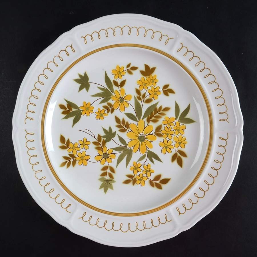 Latina 12" Chop Plate (Round Platter) by Mikasa-1