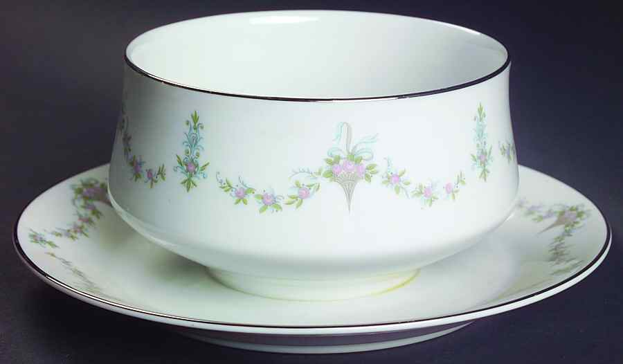Laureate Gravy Boat with Attached Underplate by Mikasa-1