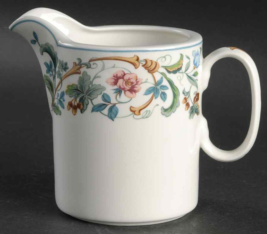 Laureate Creamer by Mikasa-1