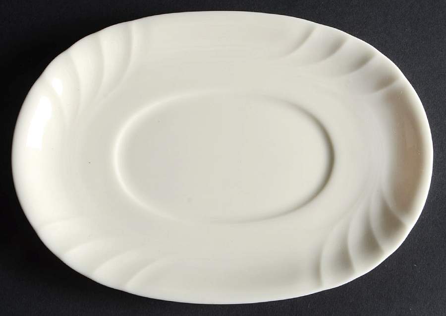 Legacy Ivory Underplate for Gravy Boat by Mikasa-1
