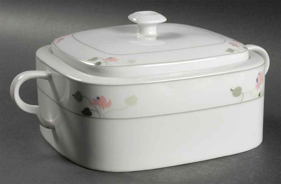 Liana Round Covered Vegetable by Mikasa-1