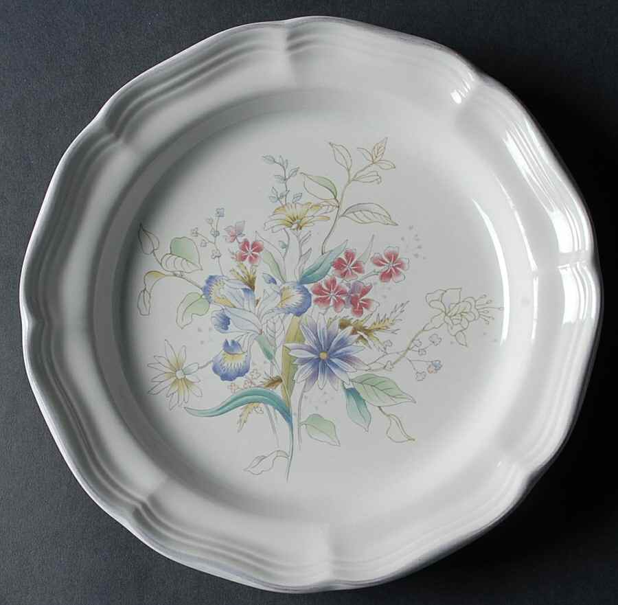 Lighthearted Salad/Dessert Plate by Mikasa-1