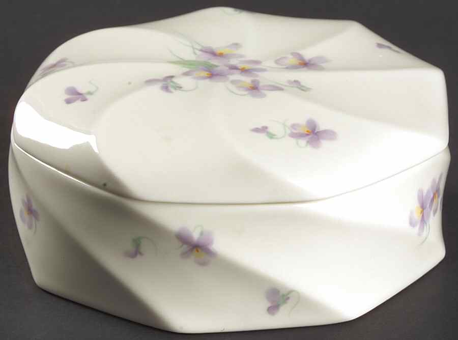 Lila Octagonal Box & Lid by Mikasa-1