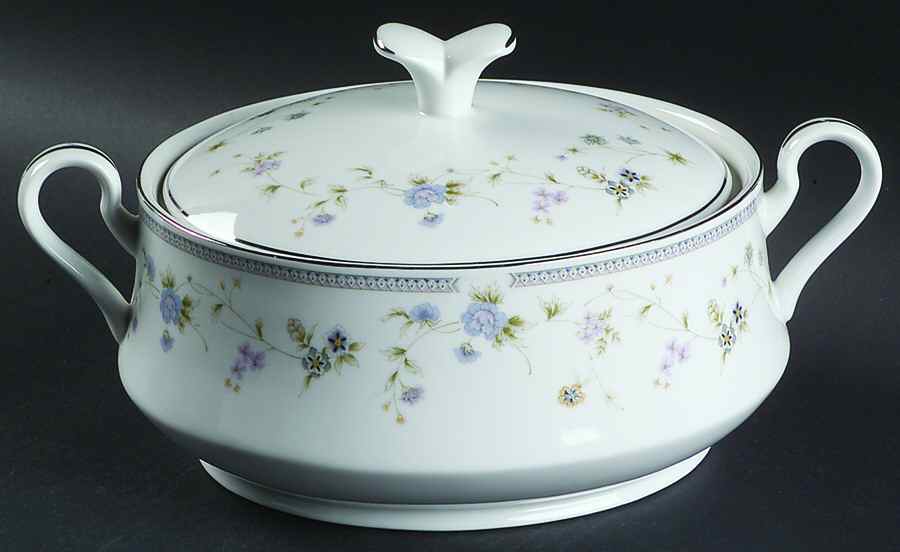 Limousin Oval Covered Vegetable by Mikasa-1