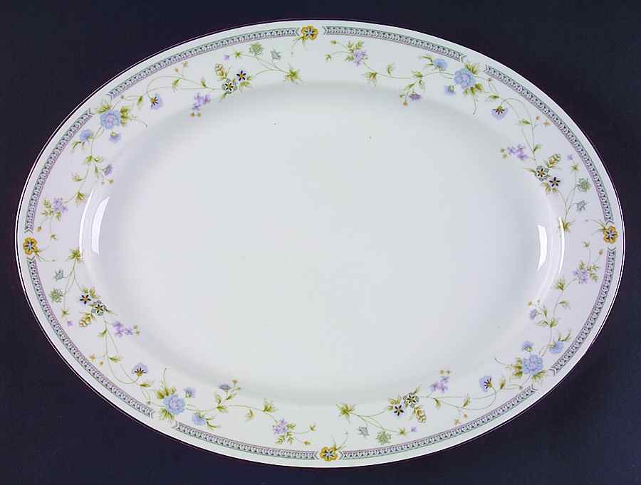 Limousin 14" Oval Serving Platter by Mikasa-1