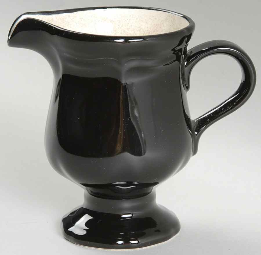 Liquorice Creamer by Mikasa-1