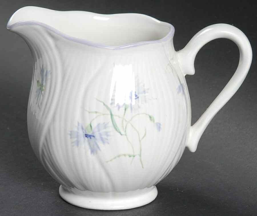 Light Touch Creamer by Mikasa-1