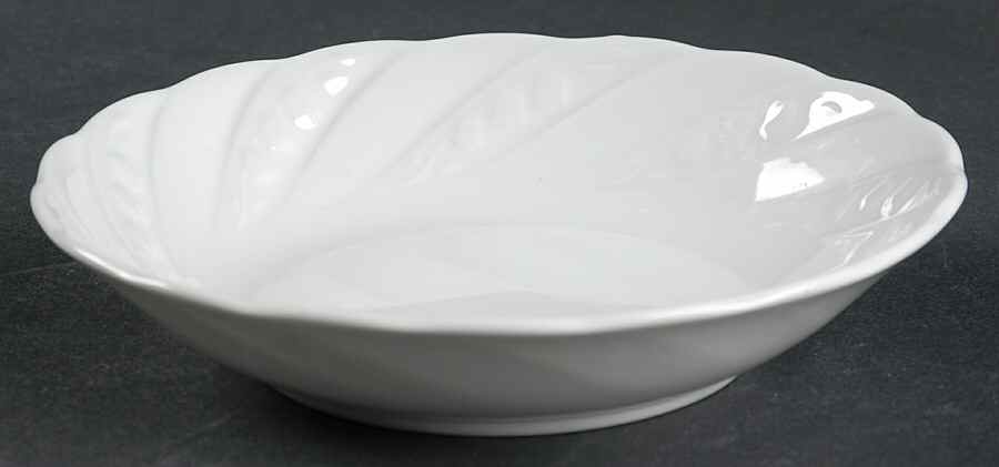 Lily of The Valley Fruit/Dessert (Sauce) Bowl by Mikasa-1