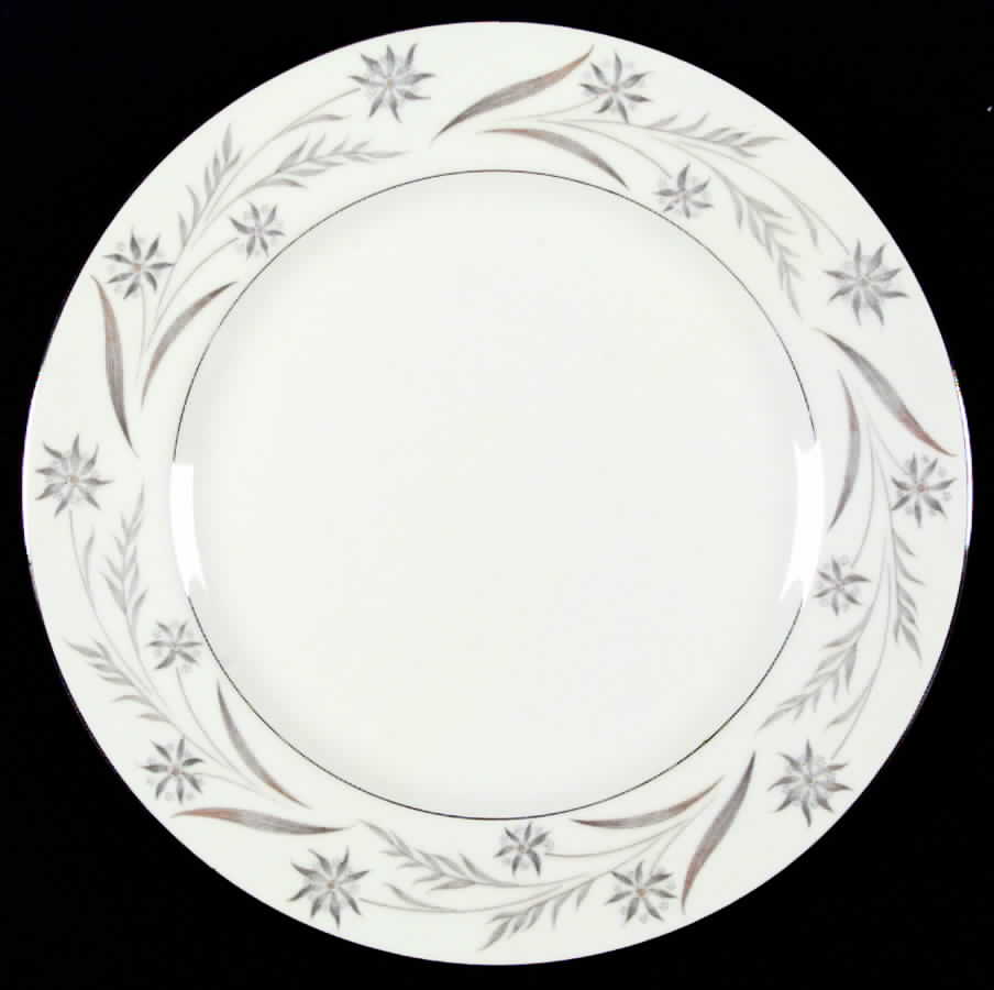 Livonia Dinner Plate by Mikasa-1