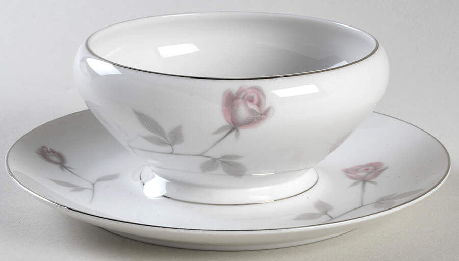 Lorinda Gravy Boat with Attached Underplate by Mikasa-1