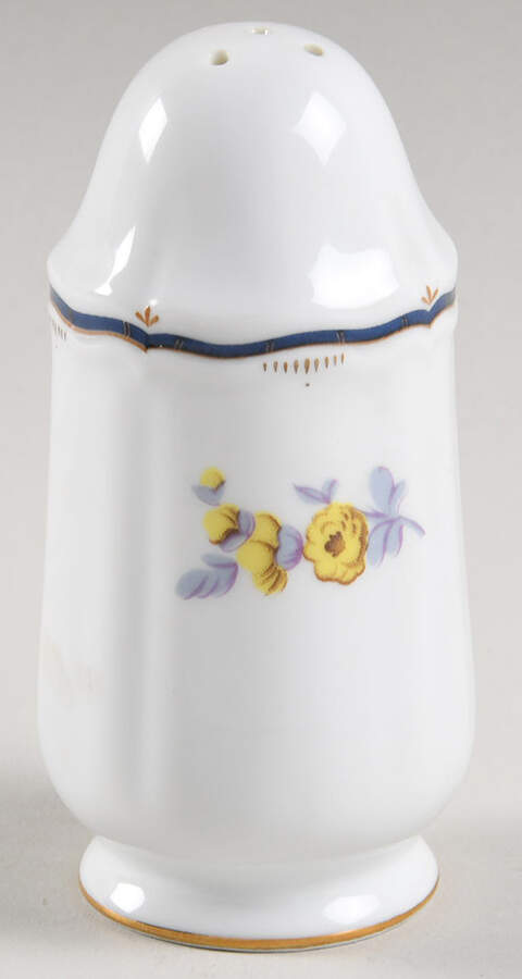 Lorraine Pepper Shaker by Mikasa-1