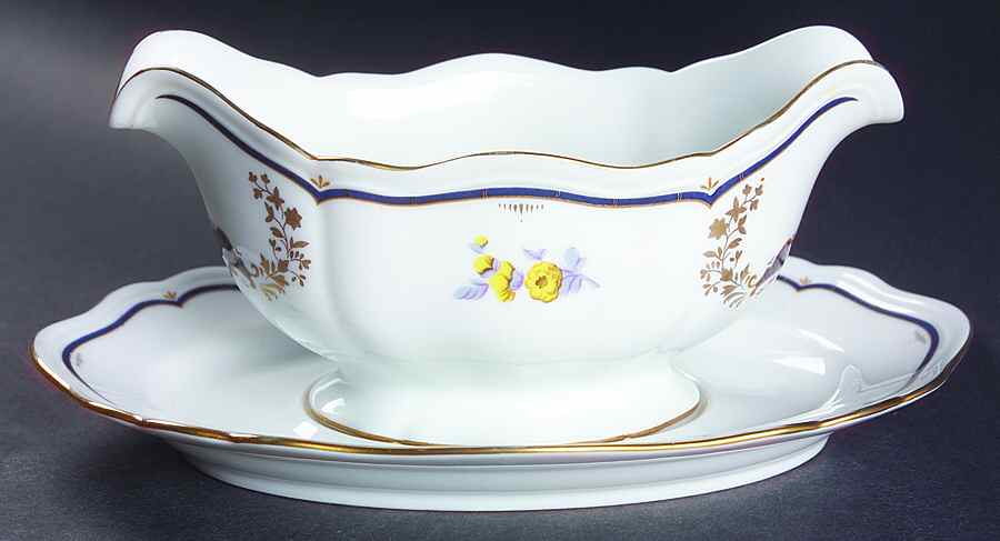 Lorraine Gravy Boat & Underplate by Mikasa-1