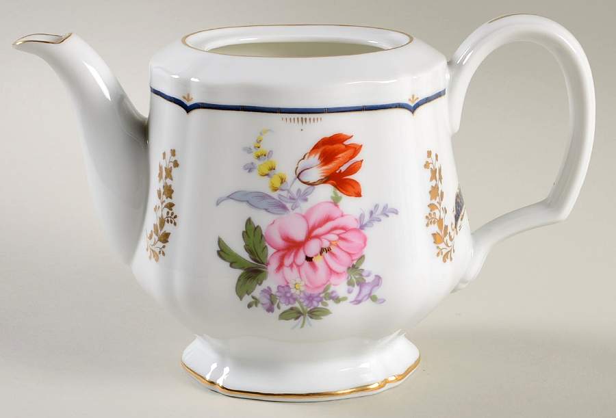 Lorraine Teapot No Lid by Mikasa-1