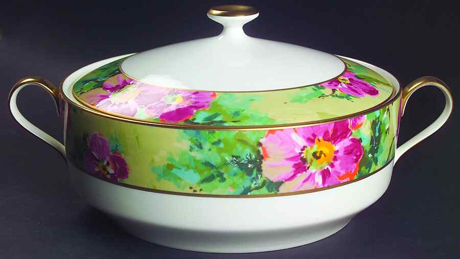 Louvre 2 Qt Round Covered Casserole by Mikasa-1
