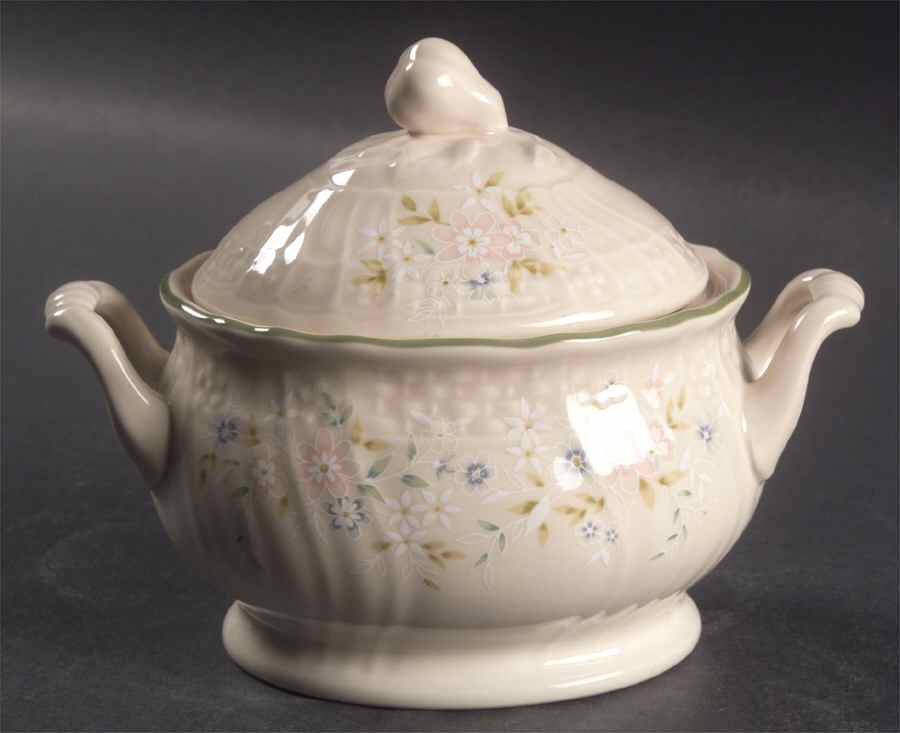 Lucille Sugar Bowl & Lid by Mikasa-1