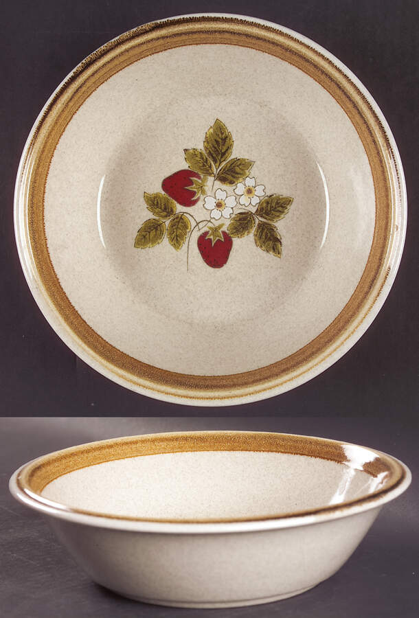 Luscious 9" Round Vegetable Bowl by Mikasa-1