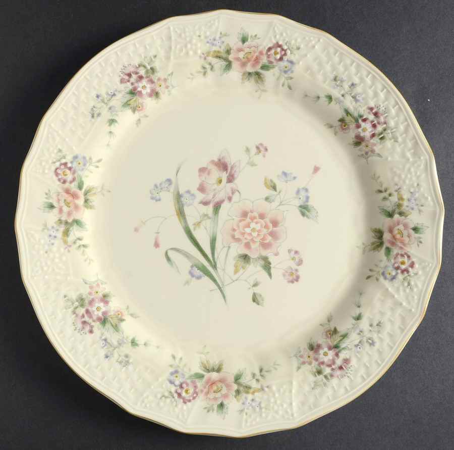 Lydia Dinner Plate by Mikasa-1