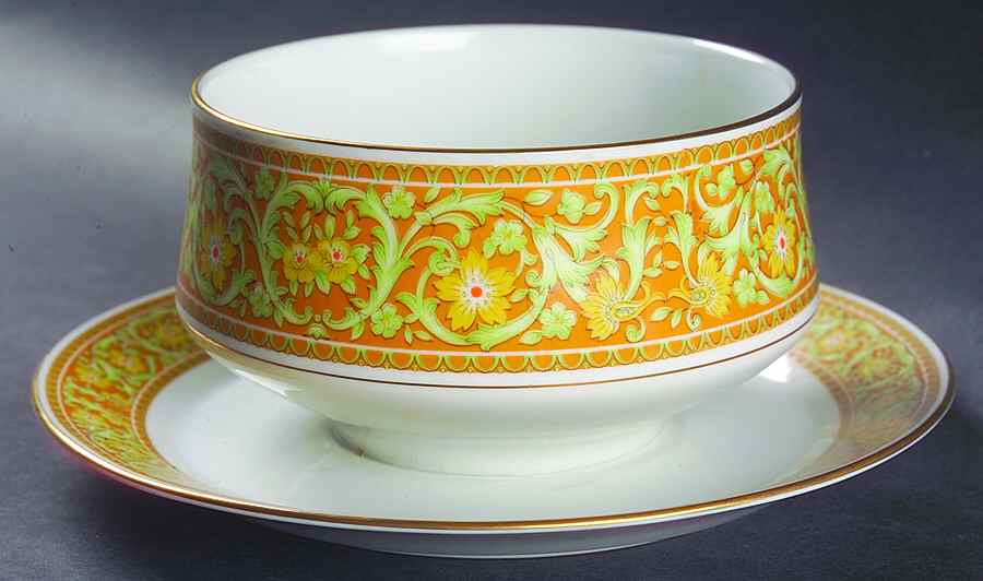 Lynnewood Gravy Boat with Attached Underplate by Mikasa-1