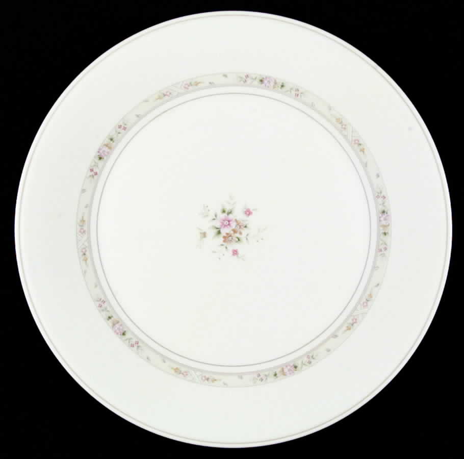 Lyon Dinner Plate by Mikasa-1