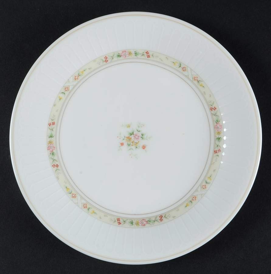 Lyon Bread & Butter Plate by Mikasa-1