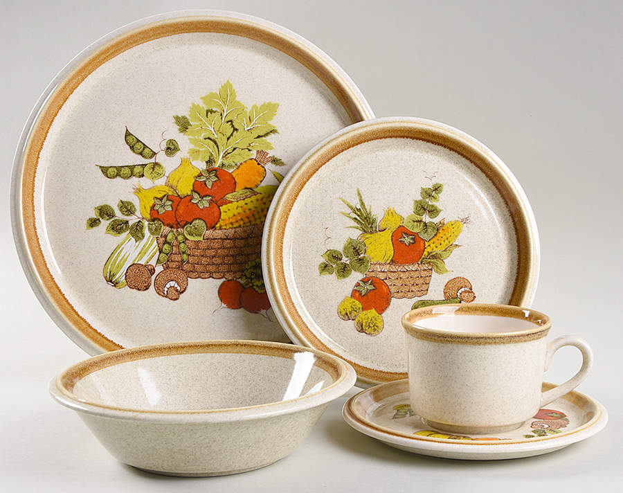 Market Basket 5 Piece Place Setting by Mikasa-1