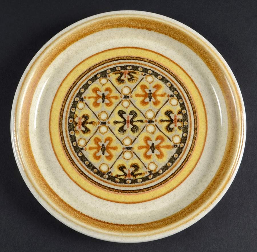 Macrame Salad Plate by Mikasa-1