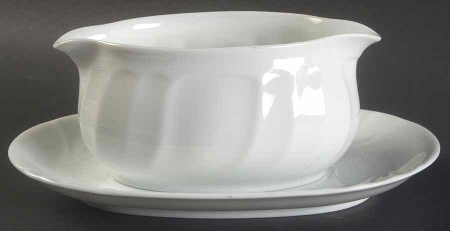 Madison Gravy Boat & Underplate by Mikasa-1