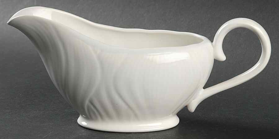 Magnolia Gravy Boat by Mikasa-1